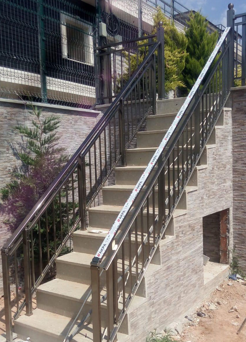 Ahşap Desenli Alüminyum Merdiven Korkuluğu