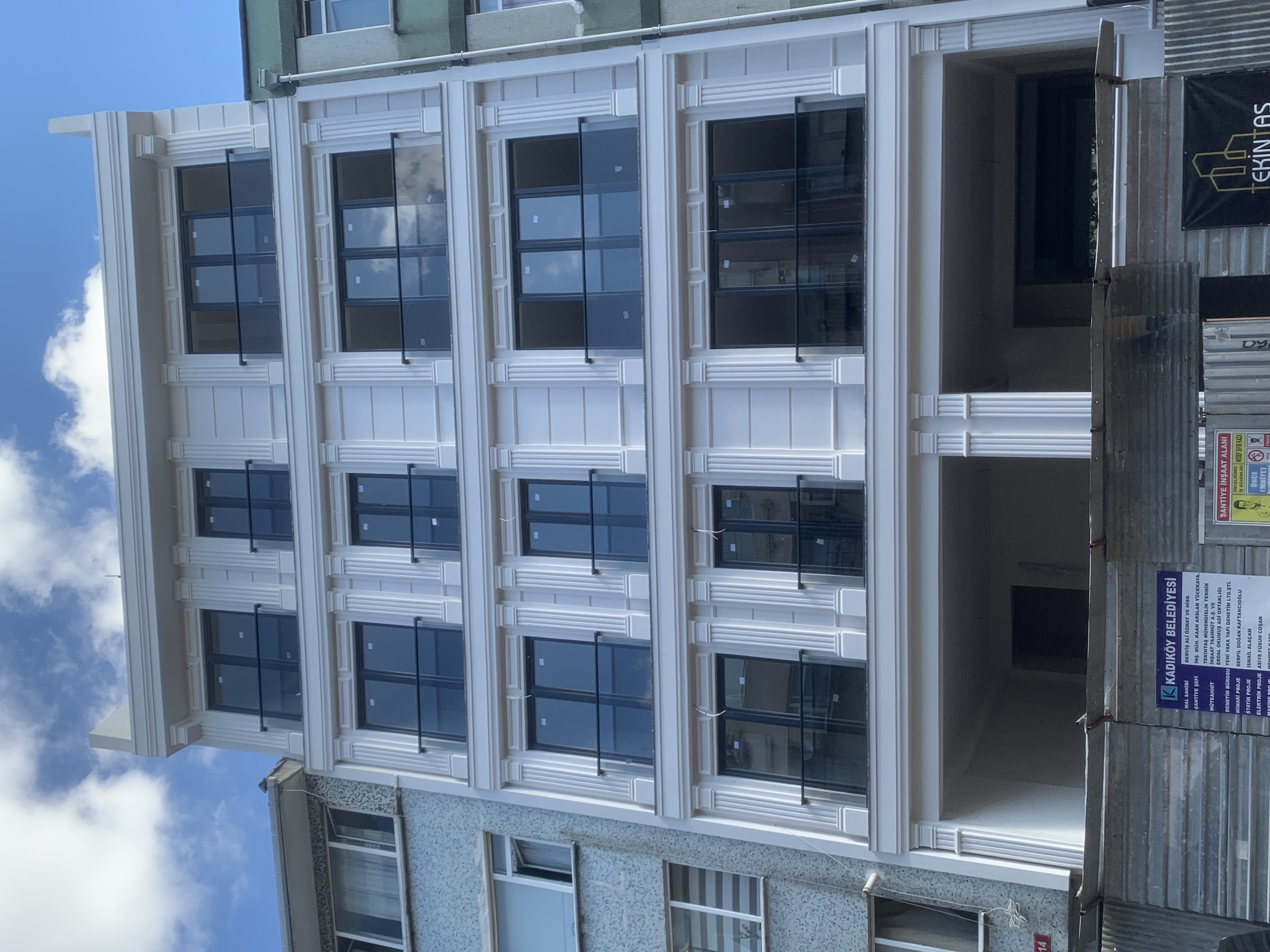 Dış Cephe Fransız Balkon Cam Korkuluk (Proje 2)