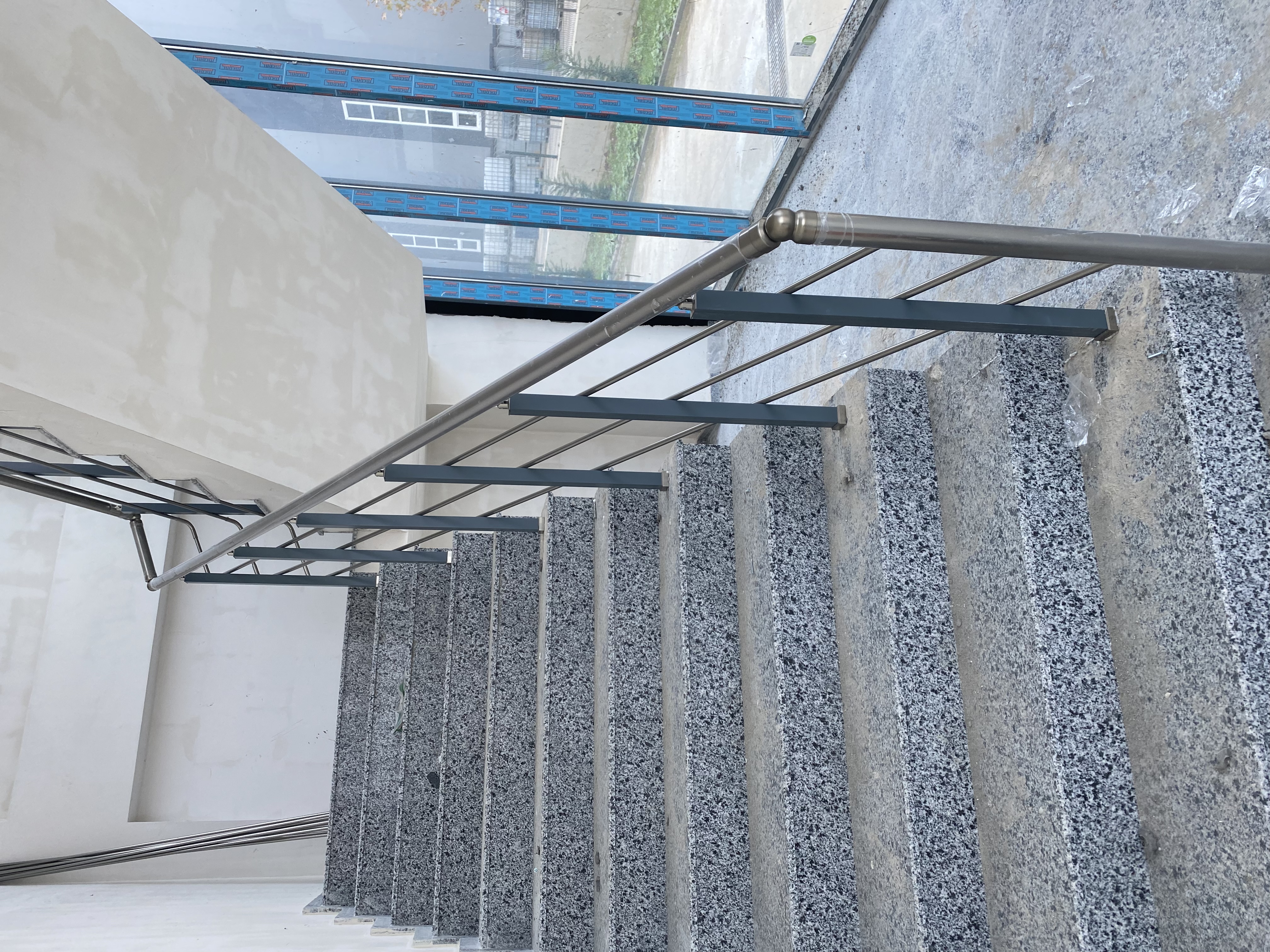 Gri Profil Alüminyum Merdiven Korkuluğu