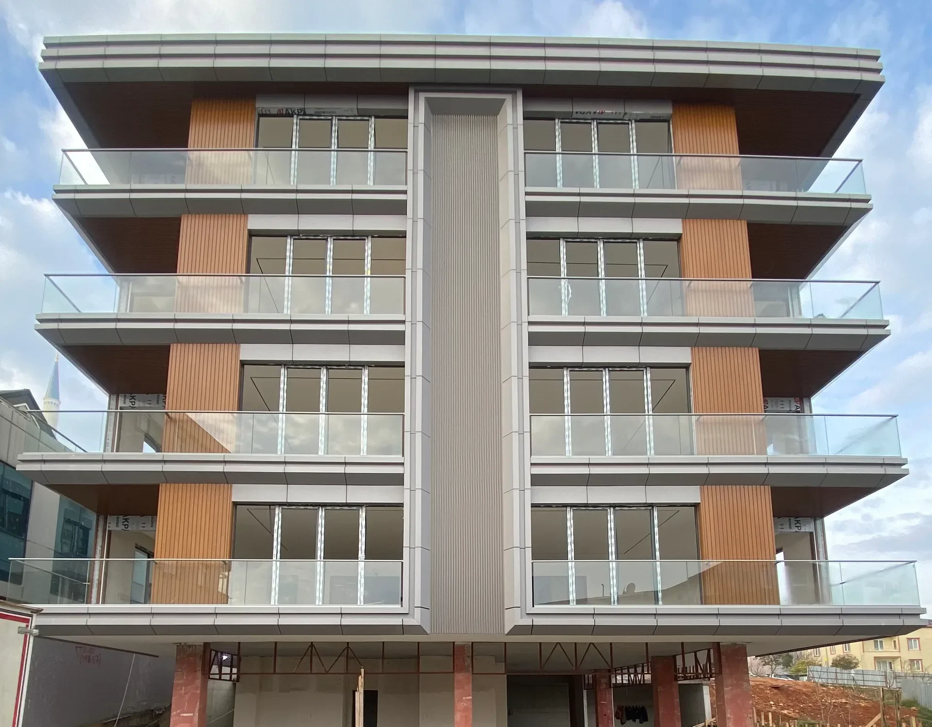 Yeni Nesil Cam Balkon Dış Cephe Uygulaması