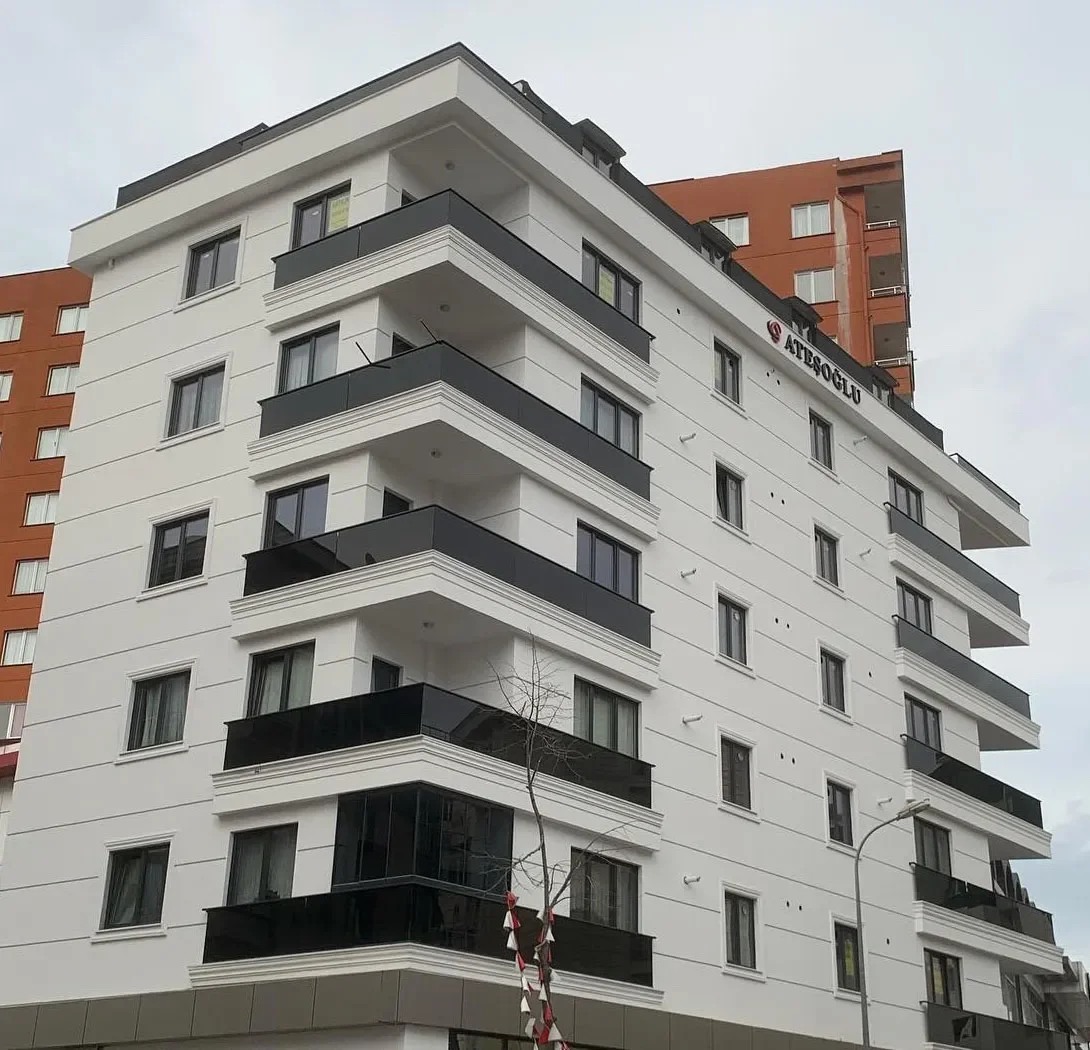 Siyah Cam Balkon Uygulaması (Proje 3)